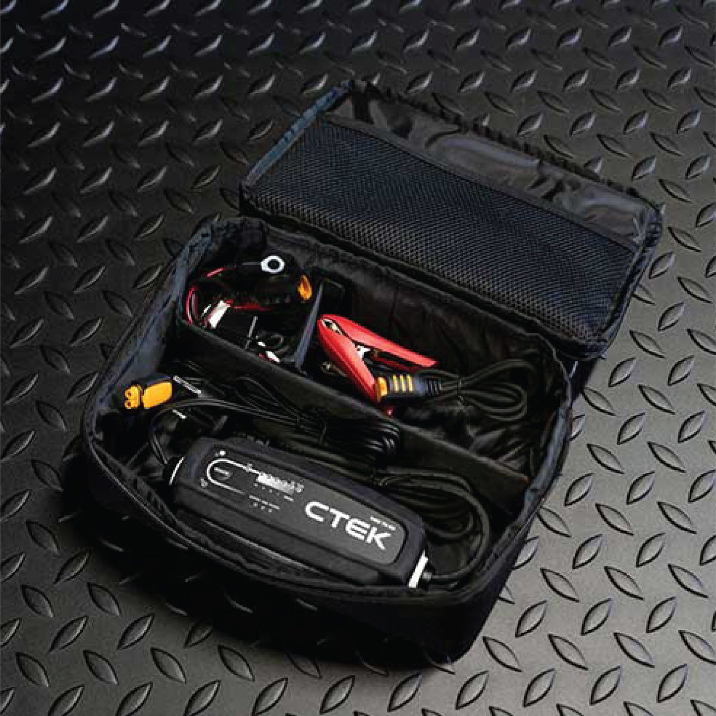 CTEK CT5 Time to Go Charger Kit